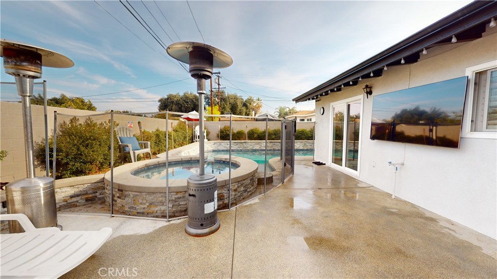 10039 Primrose Drive Riverside, CA 92503 - Photo 36 of 56 a view of a living room and balcony