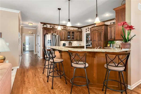 $529,900 | 908 Southwest Olympia Court, Lee's Summit, MO 64082