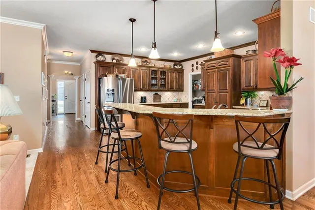 $574,900 | 908 Southwest Olympia Court, Lee's Summit, MO 64082