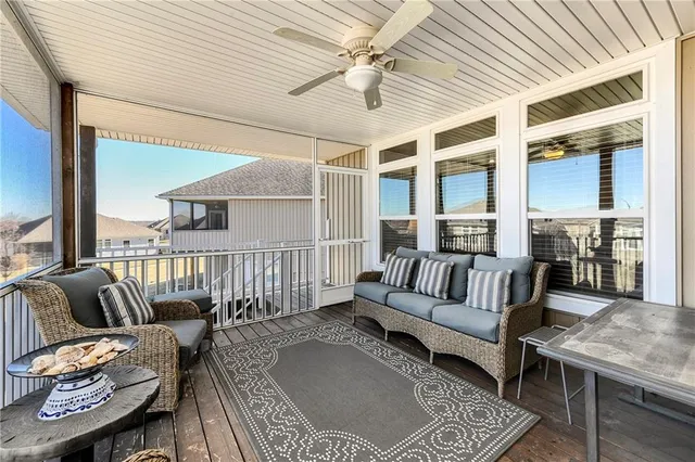 $574,900 | 908 Southwest Olympia Court, Lee's Summit, MO 64082