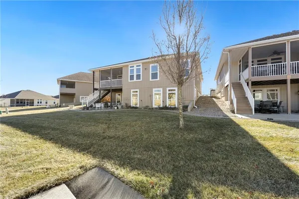 $529,900 | 908 Southwest Olympia Court, Lee's Summit, MO 64082