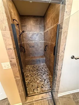 $529,900 | 908 Southwest Olympia Court, Lee's Summit, MO 64082