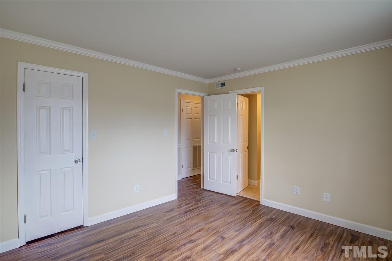 5608 Falls Of Neuse Road, Unit E Raleigh, NC 27609 - Photo 17 of 28 Second Bedroom w/ Direct Access to Guest Bath