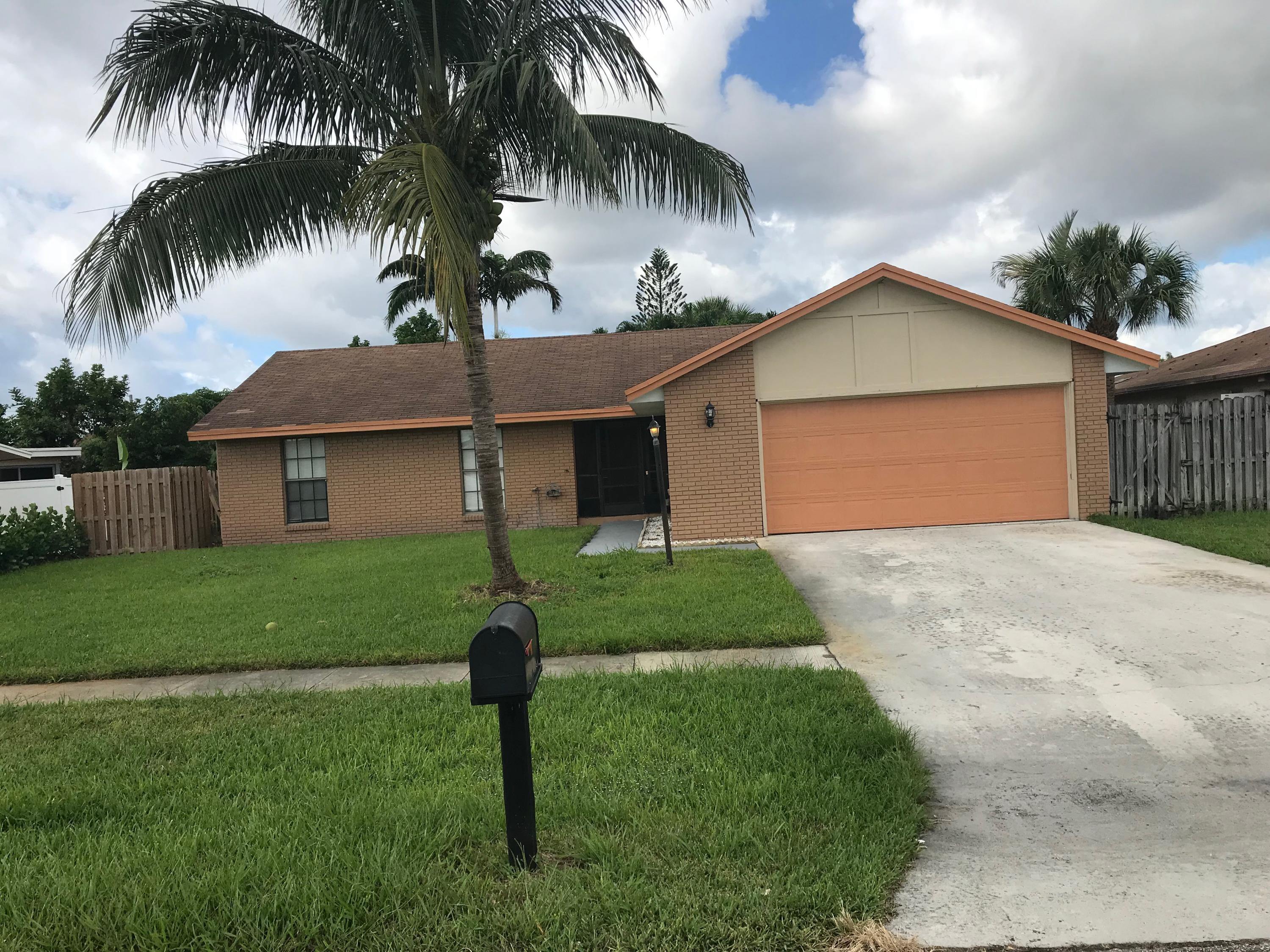 103 Timber Run East Riviera Beach, FL 33407 - Photo 2 of 30 IMG-3784
