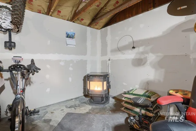 $335,000 | 120 Mead Street, Caldwell, ID 83605