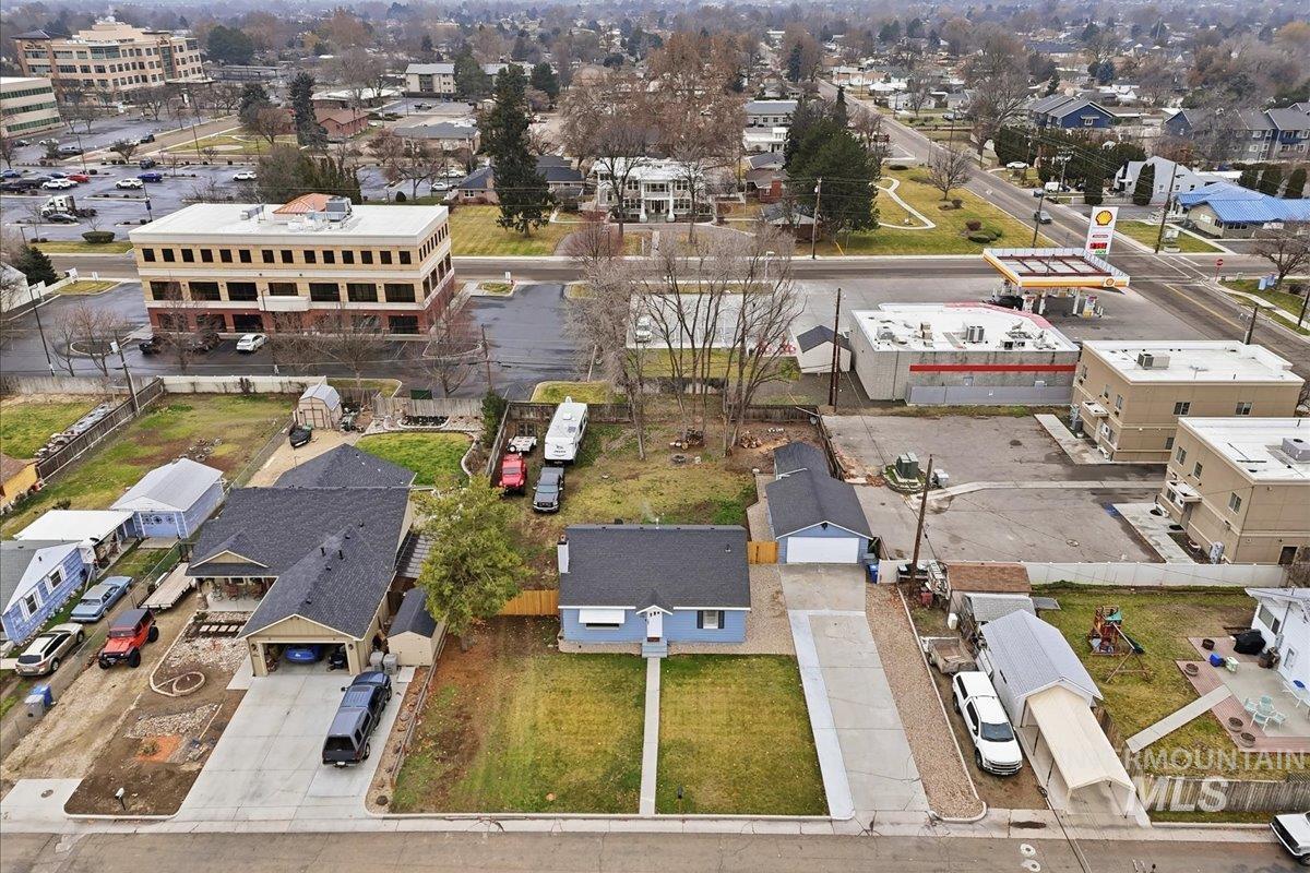 120 Mead Street Caldwell, ID 83605 - Photo 4 of 22