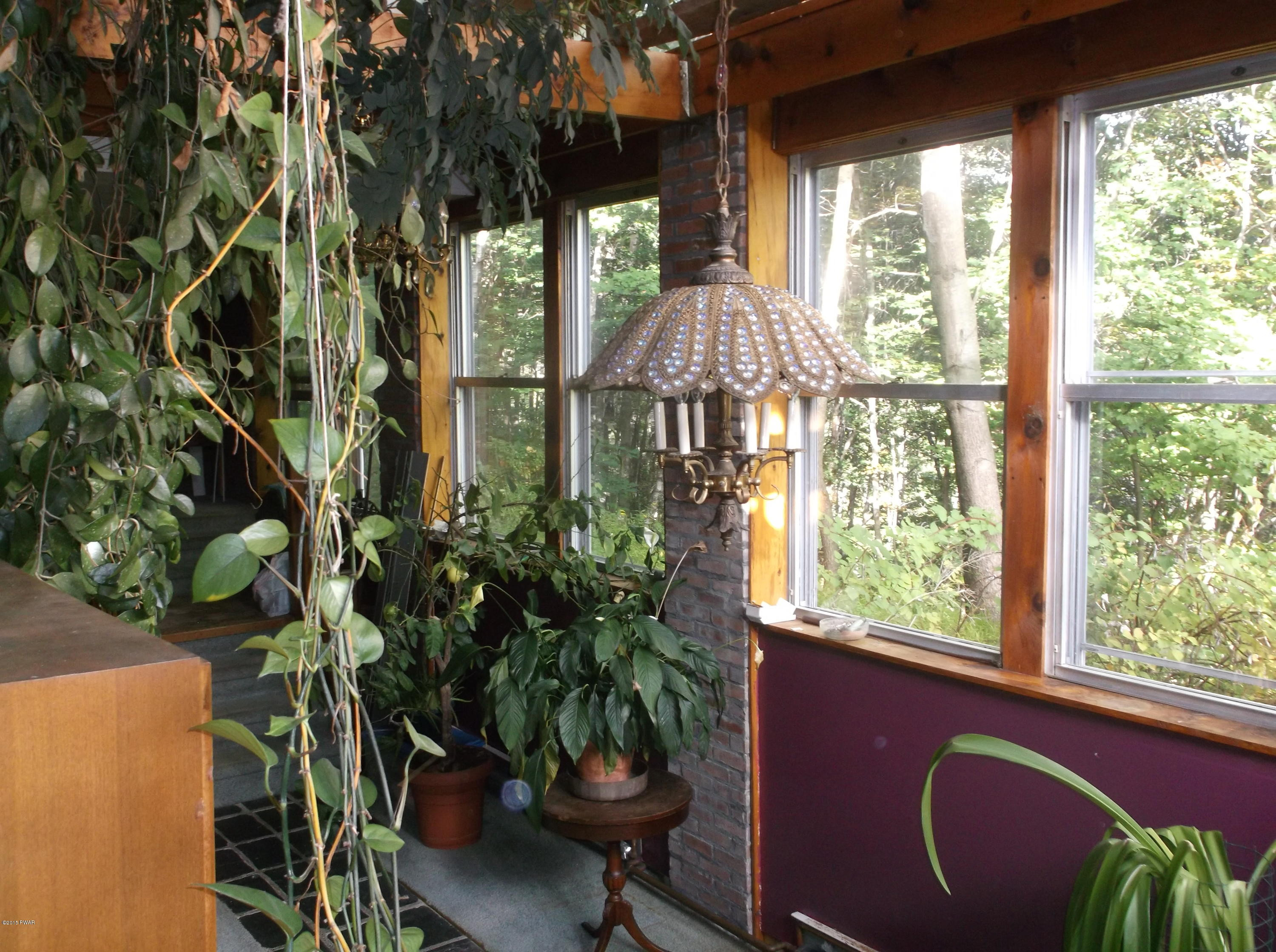 105 Armstrong Road Milford, PA 18337 - Photo 17 of 20 Gallery Image 17