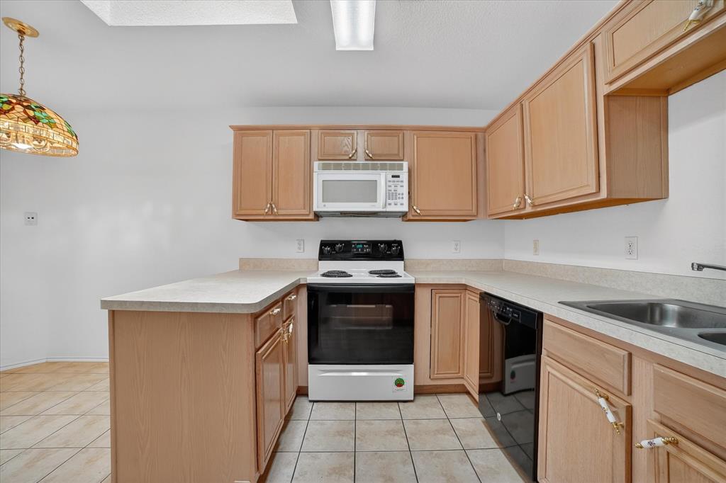 1201 Rye Glen Drive Midlothian, TX 76065 - Photo 23 of 39