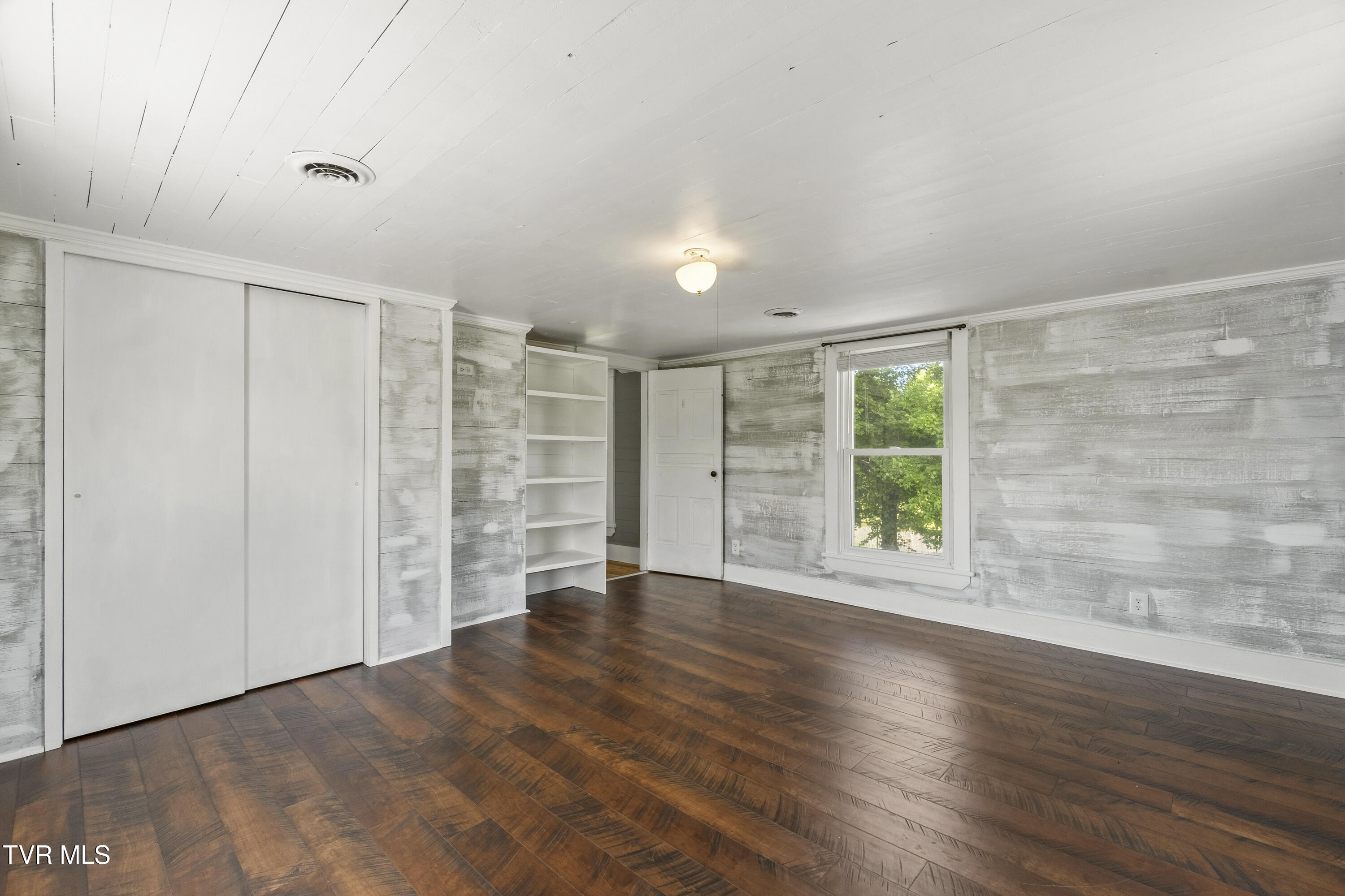 2430 Brown Springs Road Greeneville, TN 37743 - Photo 69 of 84 DSC00127