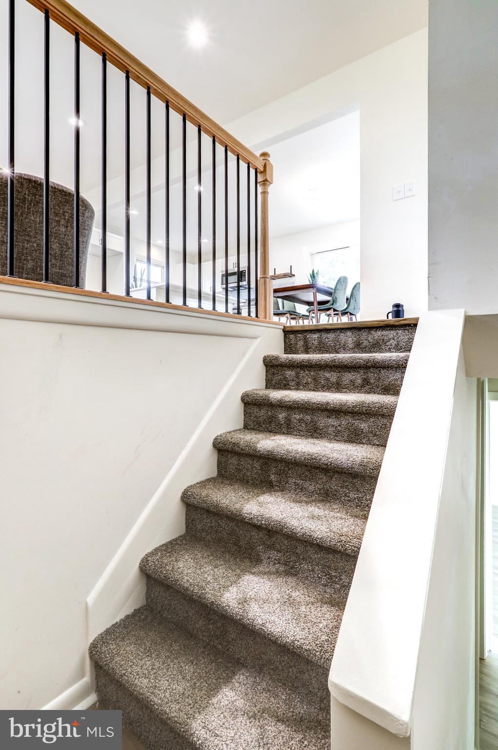 1198 Iron Bridge Road Columbia, PA 17512 - Photo 4 of 40