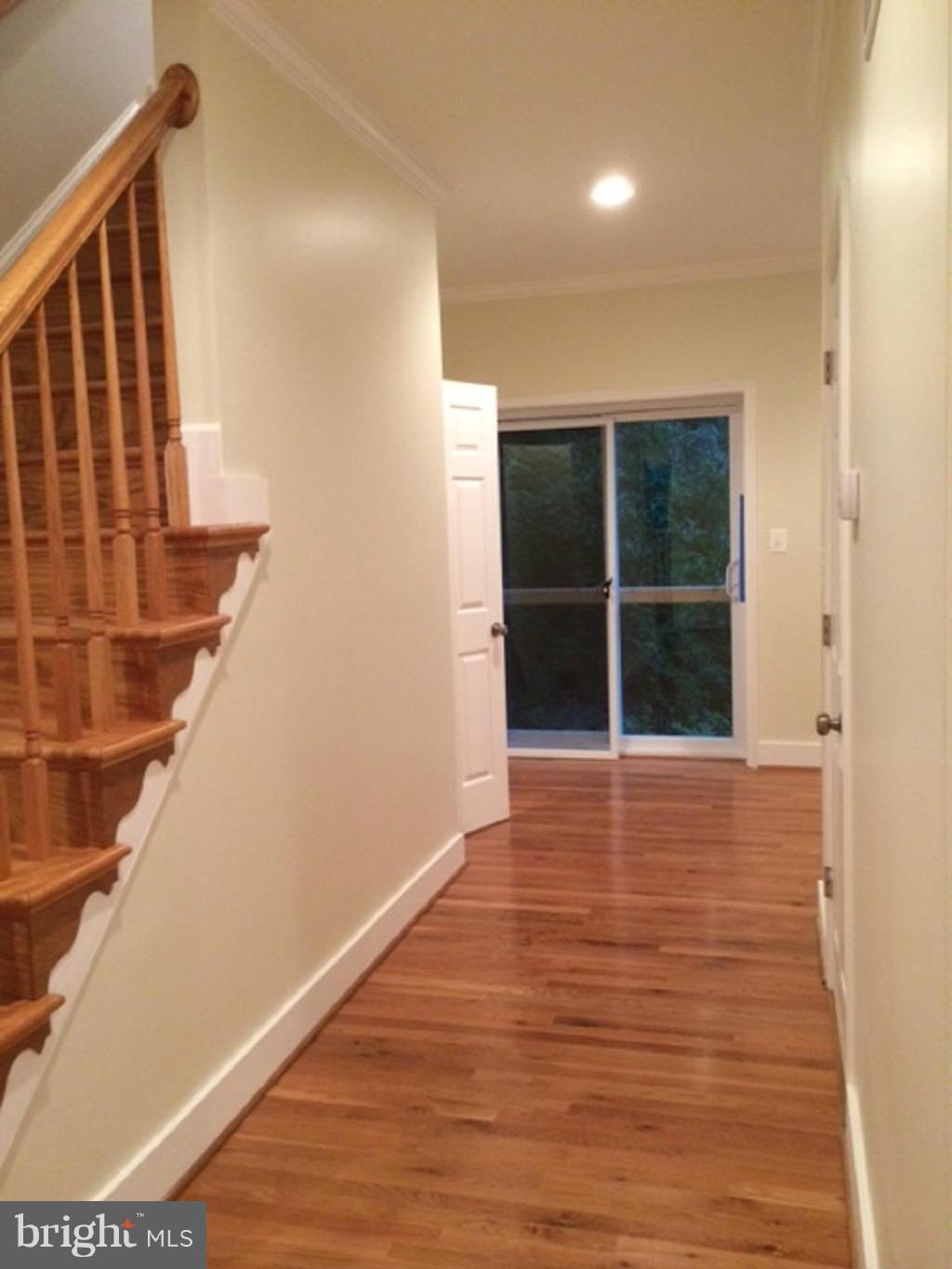 6833 Dyer Court Springfield, VA 22150 - Photo 20 of 29 Interior (General)