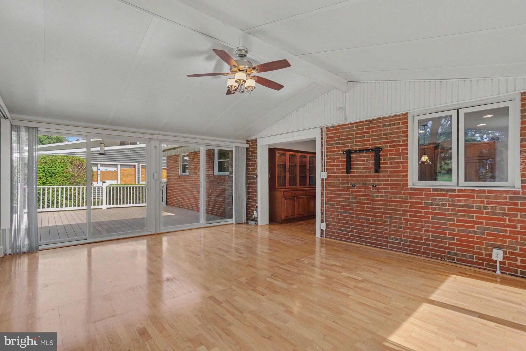 9618 Dundawan Road Nottingham, MD 21236 - Photo 9 of 39 Bonus 16 x 21 Family Room/Sun Room