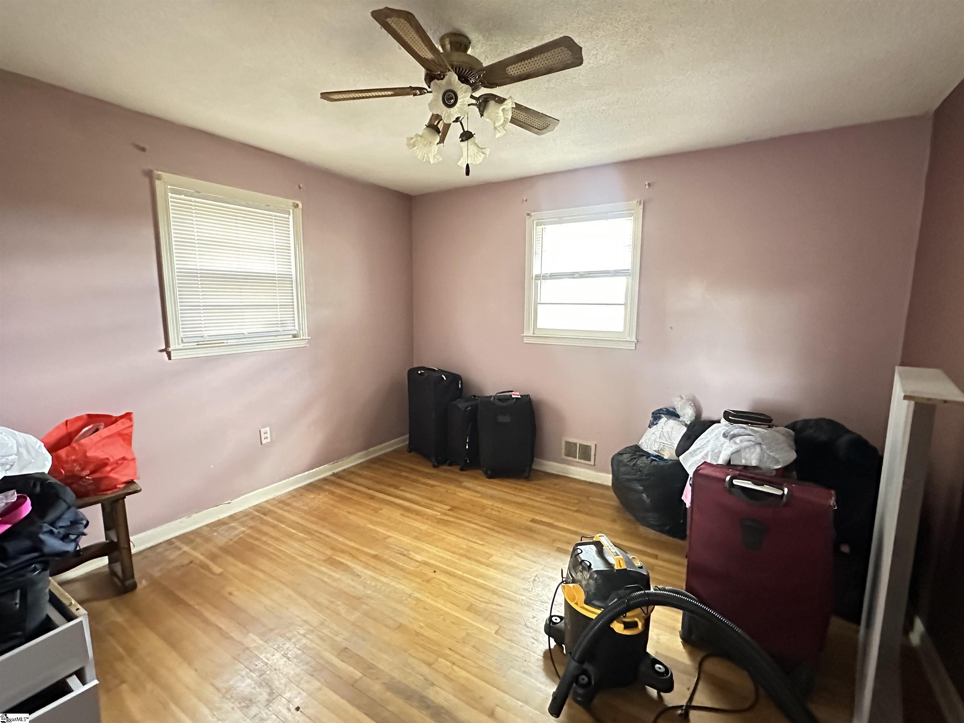 374 Flatwood Road Spartanburg, SC 29303 - Photo 7 of 27