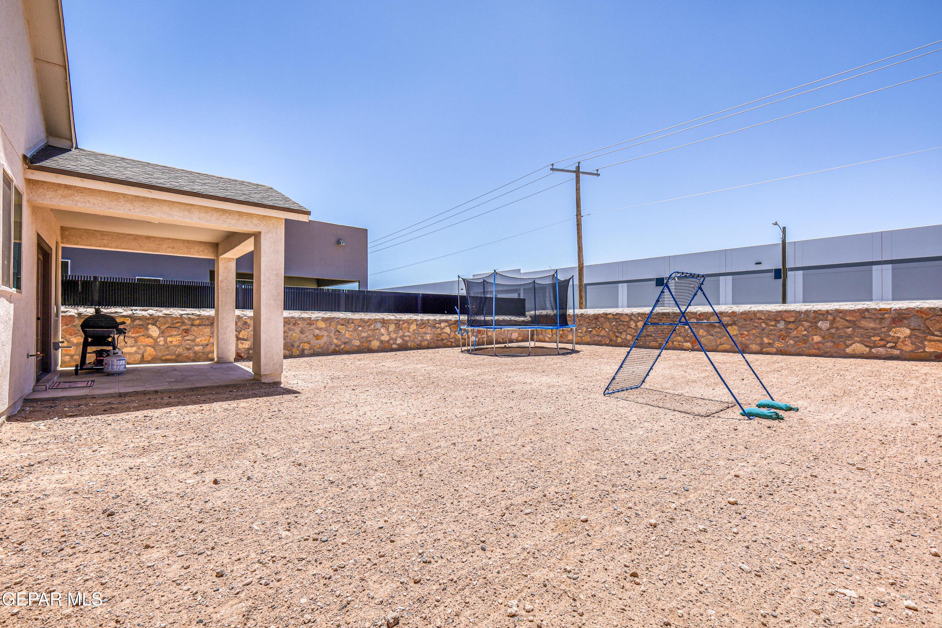 1811 Ritzy Lou Place El Paso, TX 79928 - Photo 55 of 55 IMG_0331_HDR