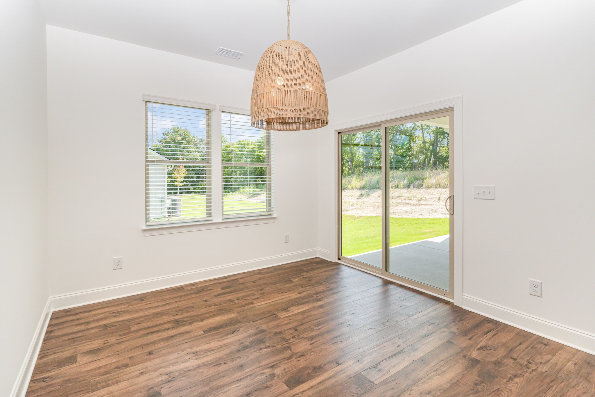 1027 Riverview Run Madison, TN 37115 - Photo 8 of 26