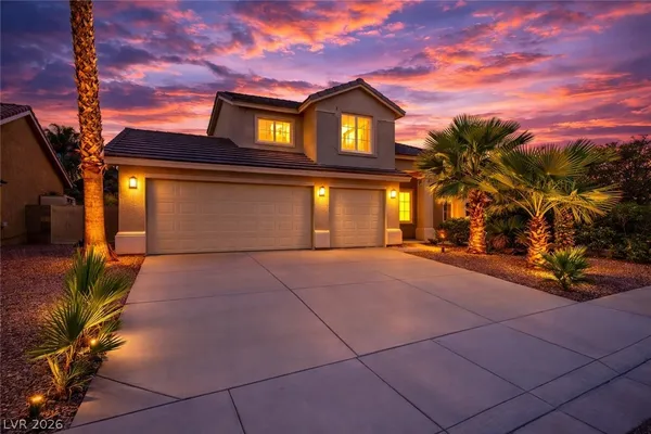 $450,000 | 323 New Hope Drive, Henderson, NV 89014