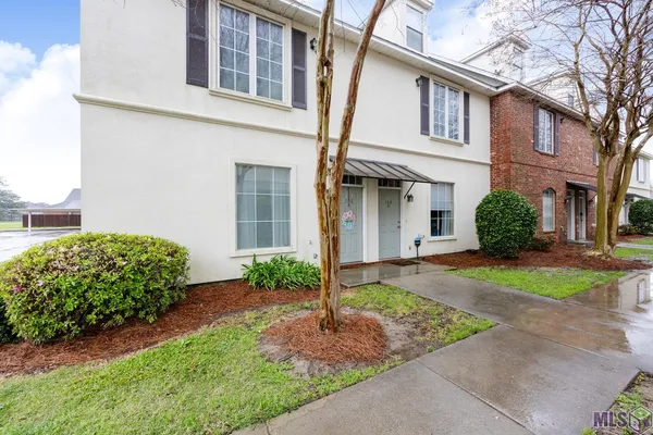 $210,000 | 4000 Lake Beau Pre Boulevard, Unit 169, Baton Rouge, LA 70820