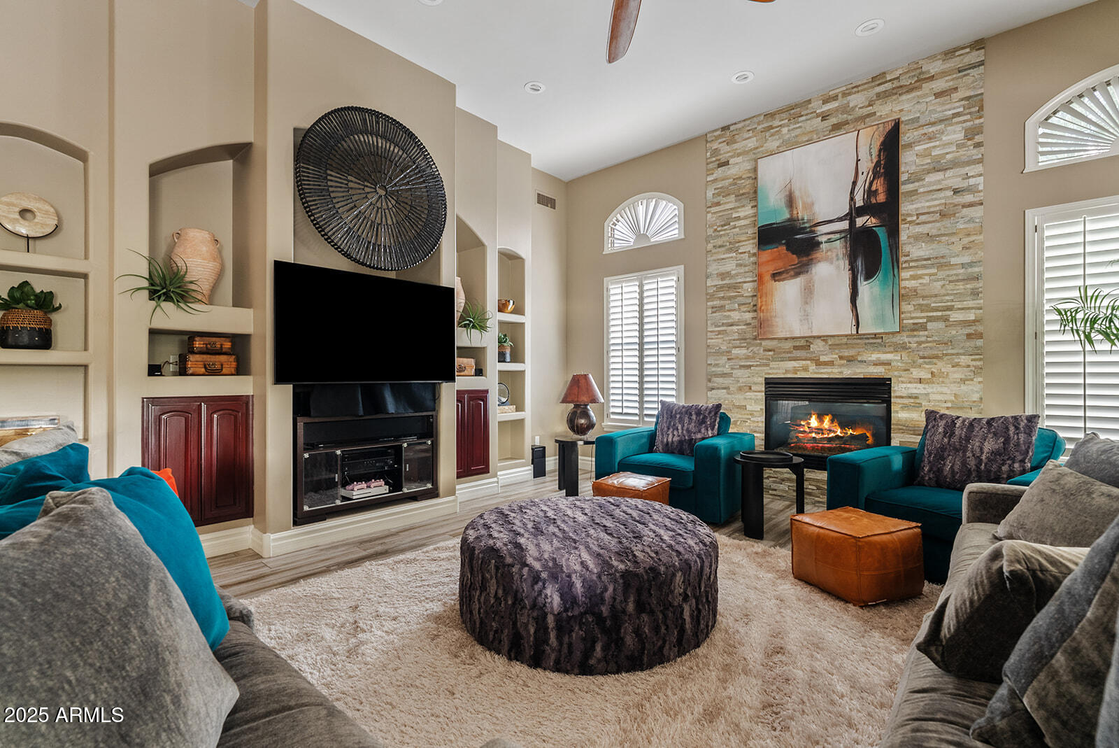 4055 North Recker Road, Unit 82 Mesa, AZ 85215 - Photo 27 of 62 Living room