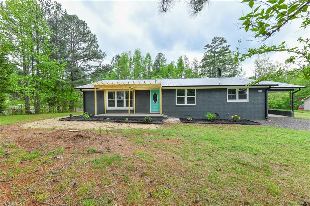 2276 Cid Road Lexington, NC 27292 - Photo 1 of 34 Front side