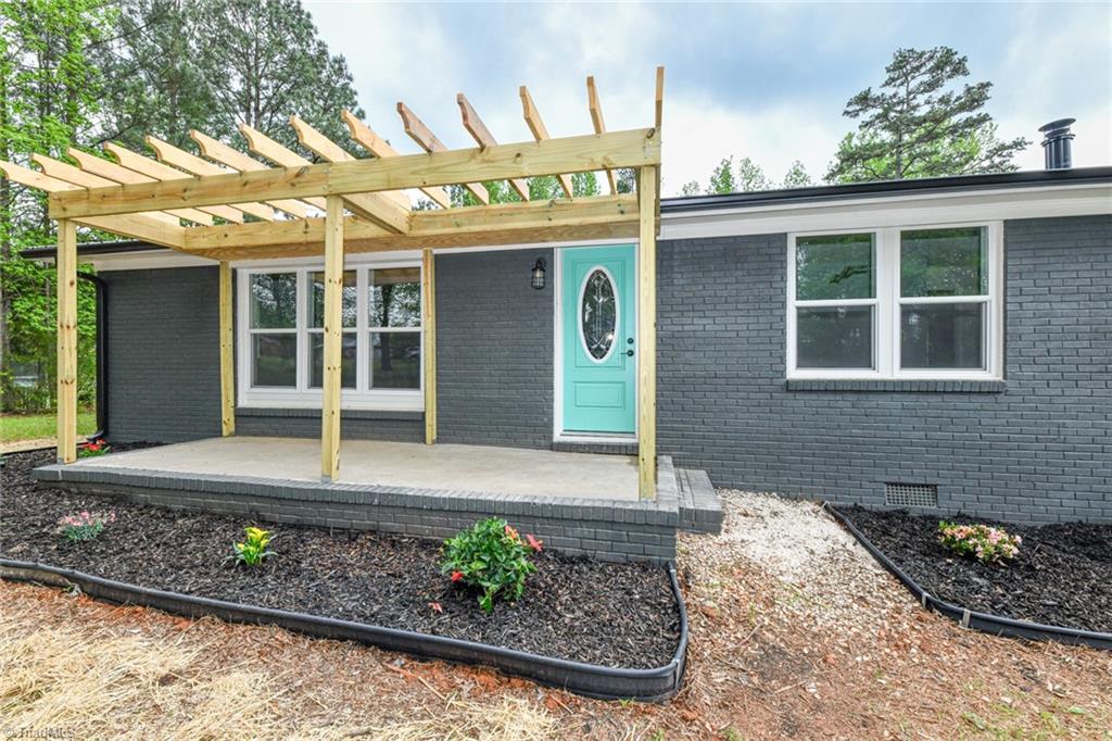 2276 Cid Road Lexington, NC 27292 - Photo 4 of 34 Gallery Image 4