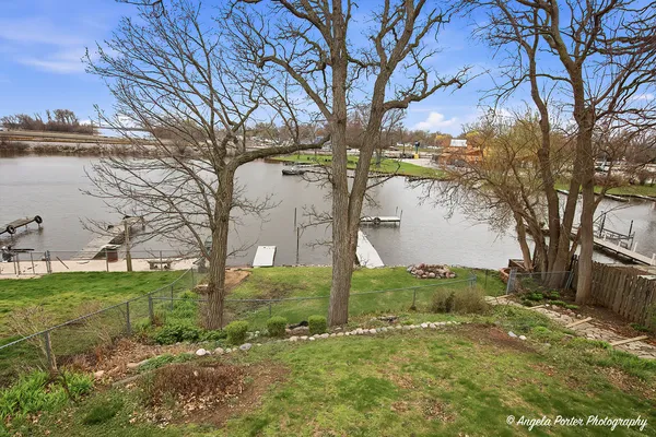 $449,900 | 182 Riverside Island Drive, Fox Lake, IL 60020
