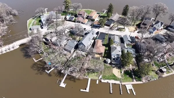$449,900 | 182 Riverside Island Drive, Fox Lake, IL 60020