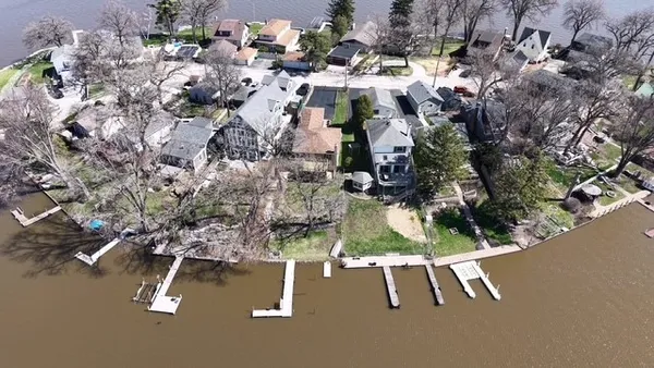 $449,900 | 182 Riverside Island Drive, Fox Lake, IL 60020