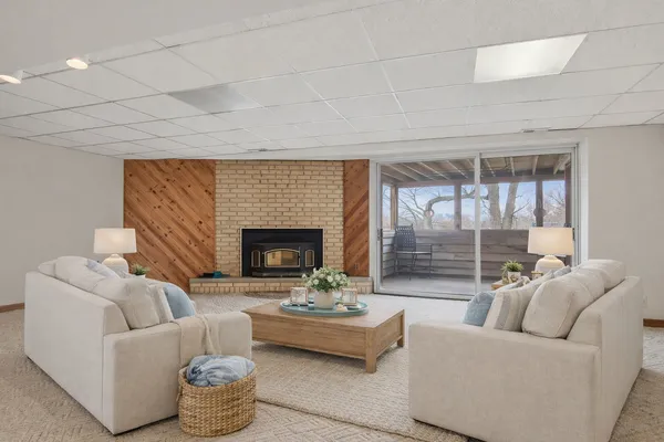 $449,900 | 182 Riverside Island Drive, Fox Lake, IL 60020