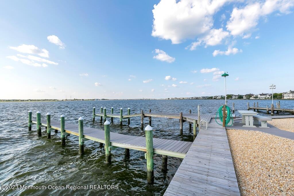 127 Curtis Point Drive Mantoloking, NJ 08738 - Photo 31 of 34 a view of a terrace with sitting area