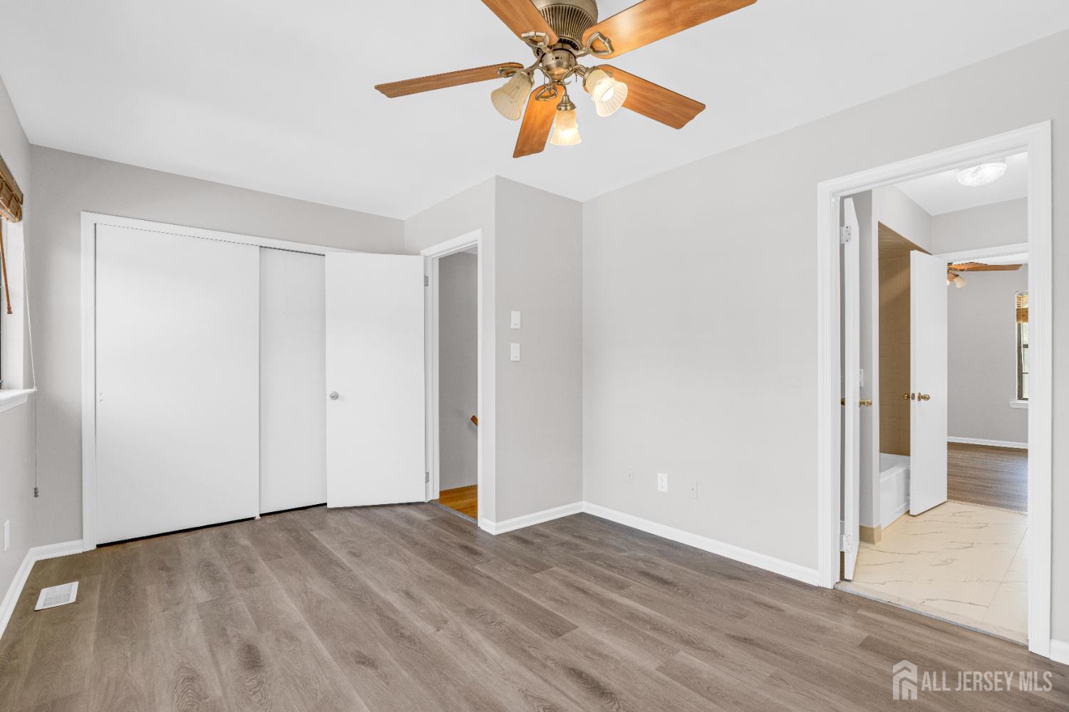 1505 Maplecrest Road Edison, NJ 08820 - Photo 19 of 26 Gallery Image 19