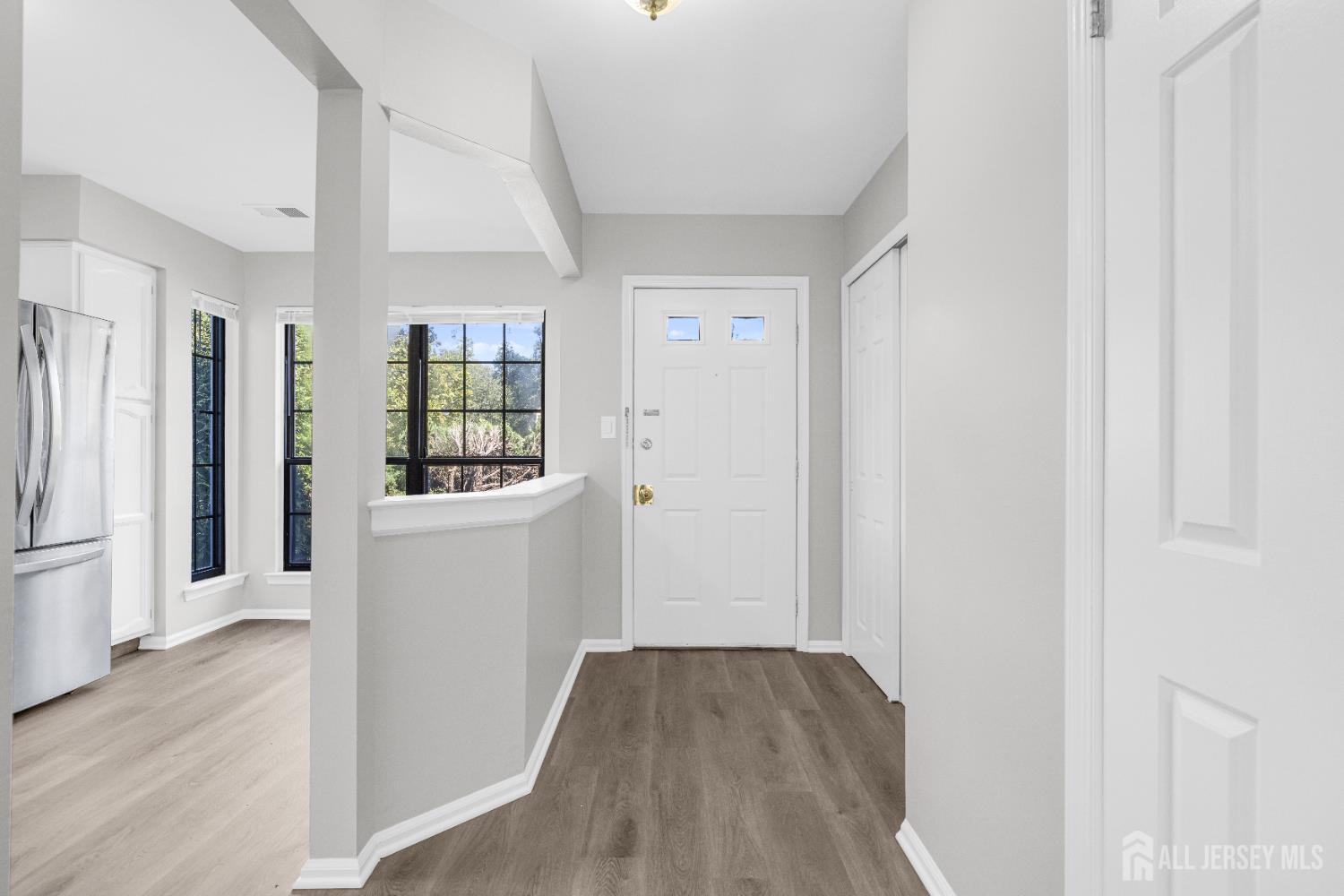 1505 Maplecrest Road Edison, NJ 08820 - Photo 4 of 26 Gallery Image 4