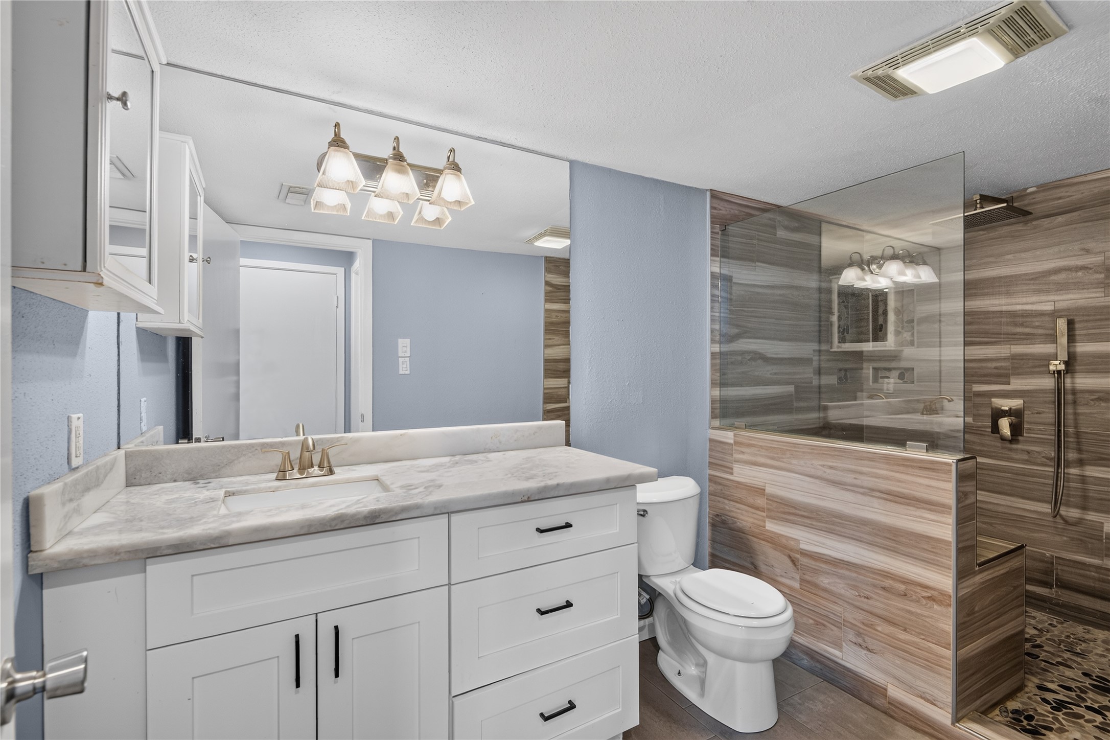 2277 South Kirkwood Road, Unit 910 Houston, TX 77077 - Photo 8 of 27