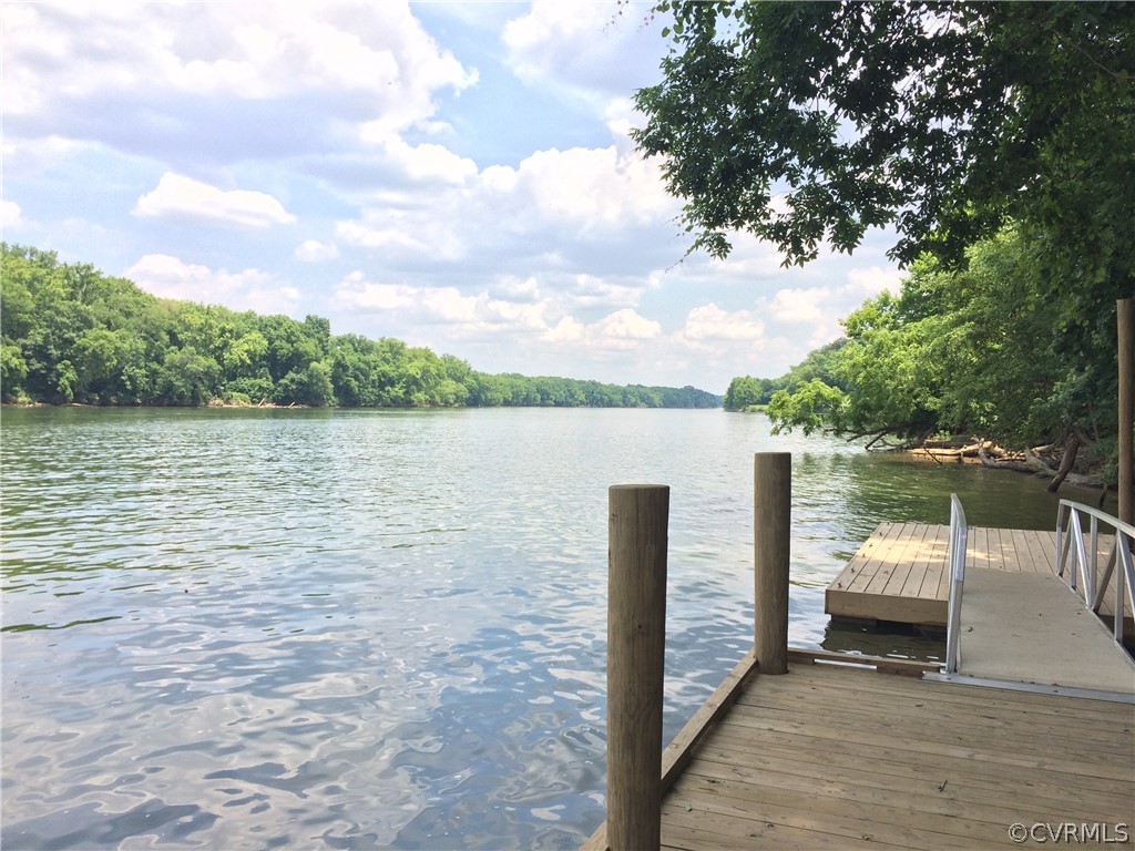 4131 Caddington Drive Midlothian, VA 23113 - Photo 3 of 8