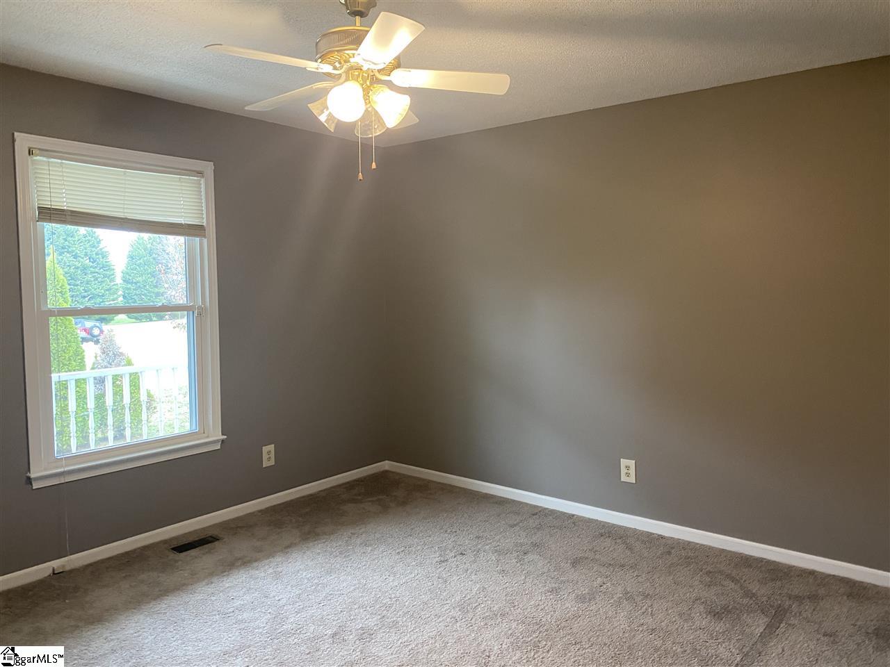 18 Duncan Road Greenville, SC 29617 - Photo 11 of 19