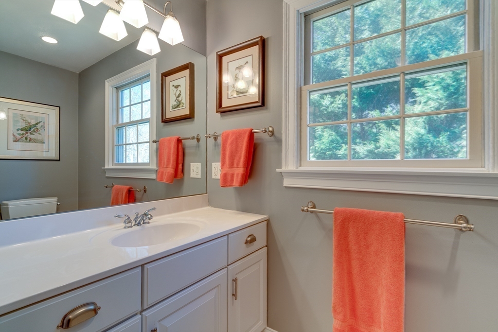 38 Hatherly Road Rockland, MA 02370 - Photo 11 of 27 Gallery Image 11