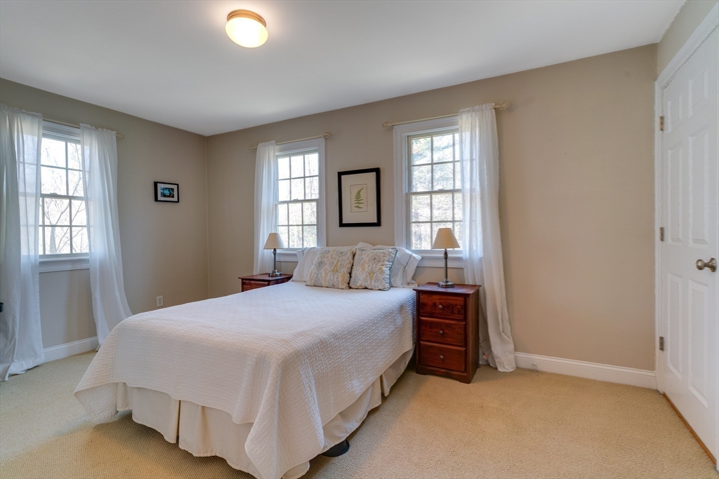 38 Hatherly Road Rockland, MA 02370 - Photo 9 of 27 Gallery Image 9