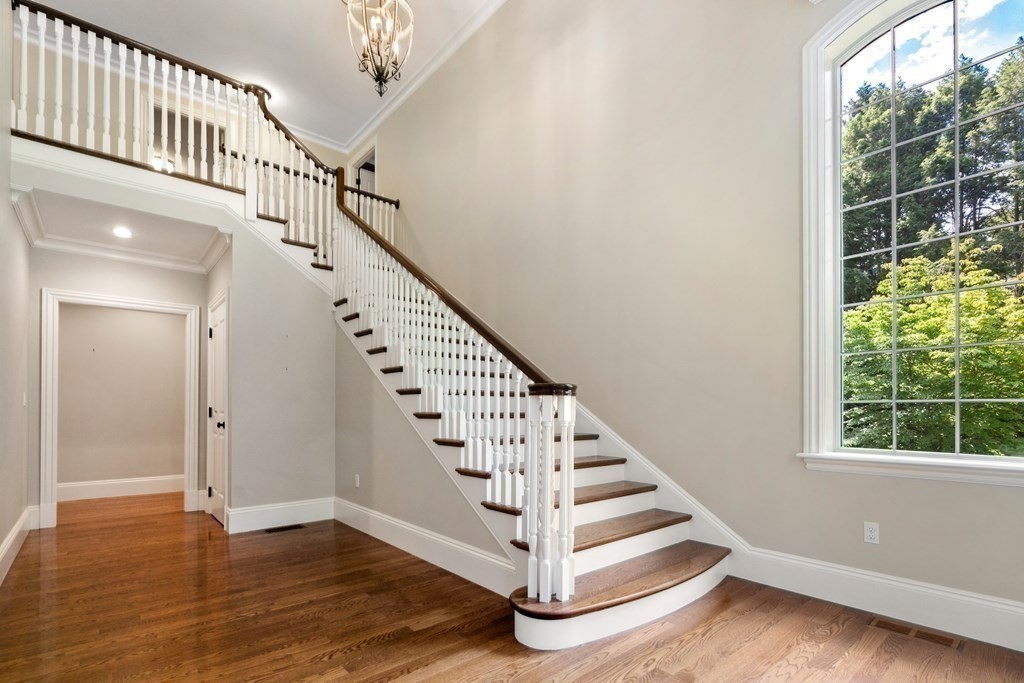 83 Concord Road Weston, MA 02493 - Photo 12 of 35