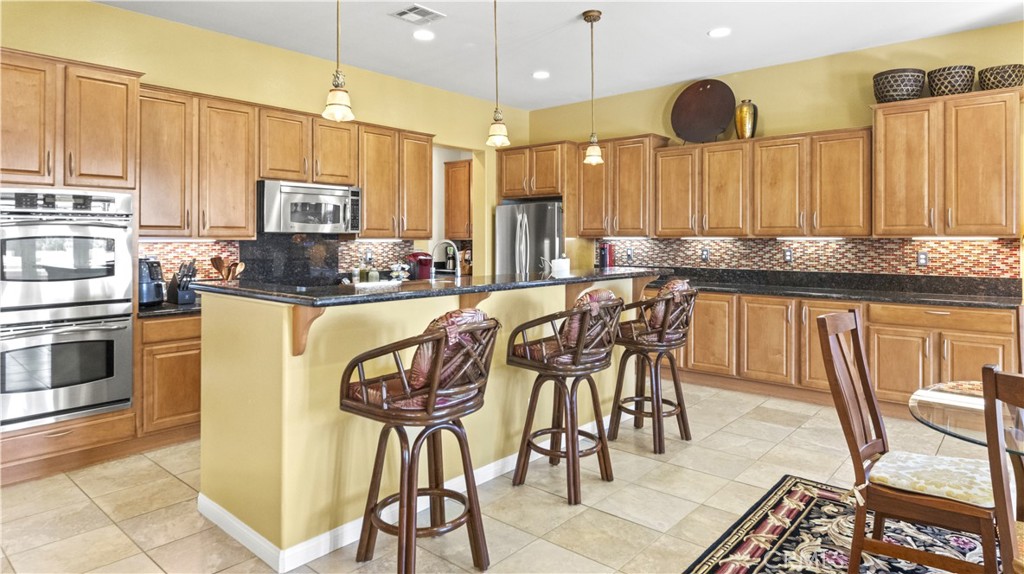 923 Union Street Cherry Valley, CA 92223 - Photo 11 of 68