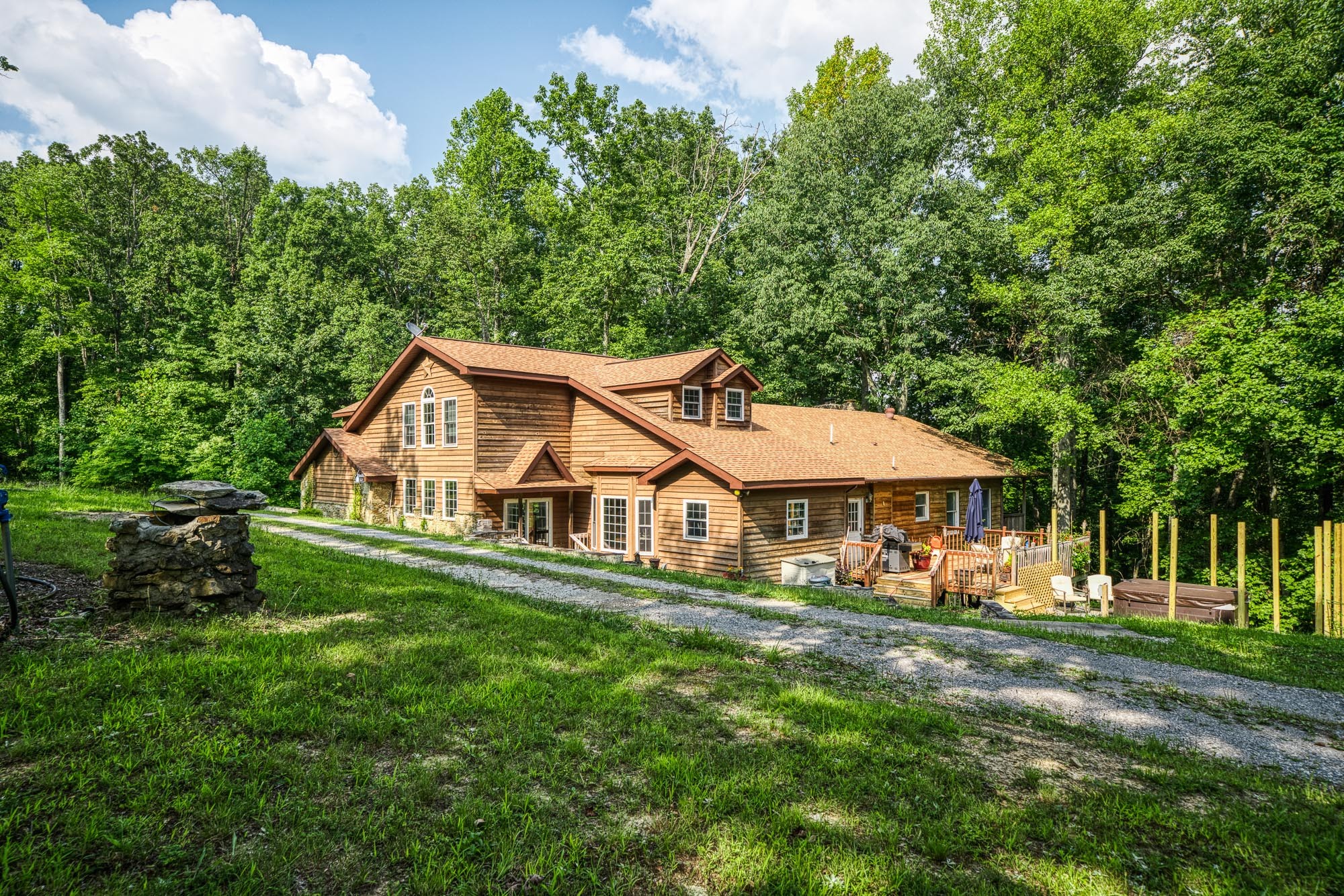 454 East Cove Road Monterey, TN 38574 - Photo 3 of 18 Gallery Image 3