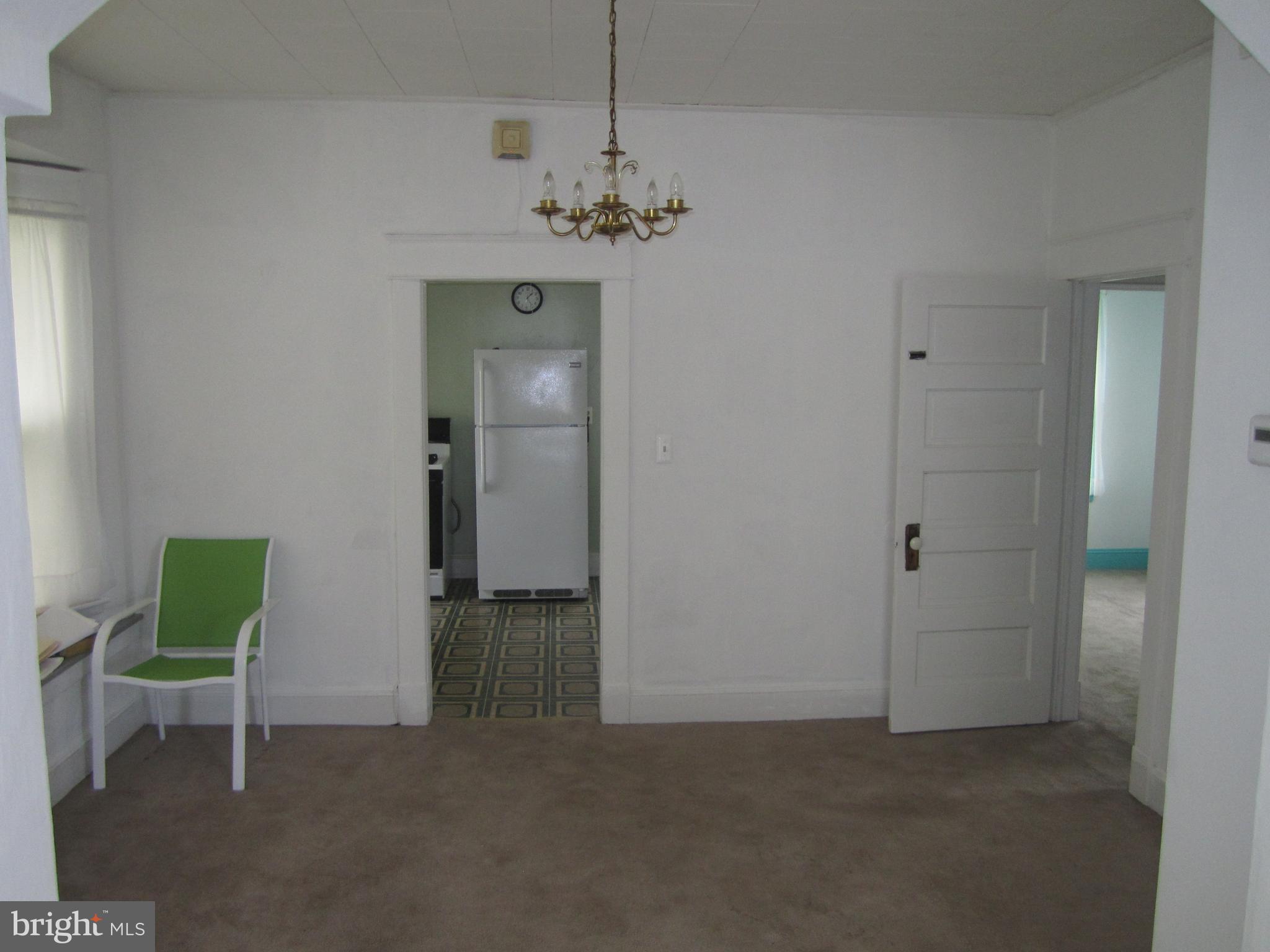 408 Charles Road Linthicum, MD 21090 - Photo 7 of 20