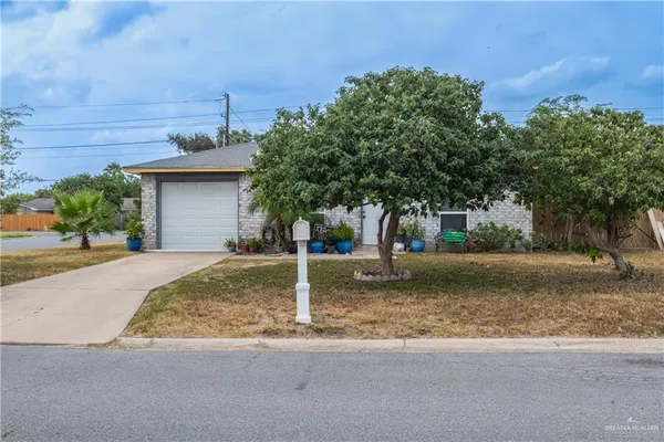 $220,000 | 2704 Carnation Avenue, McAllen, TX 78501
