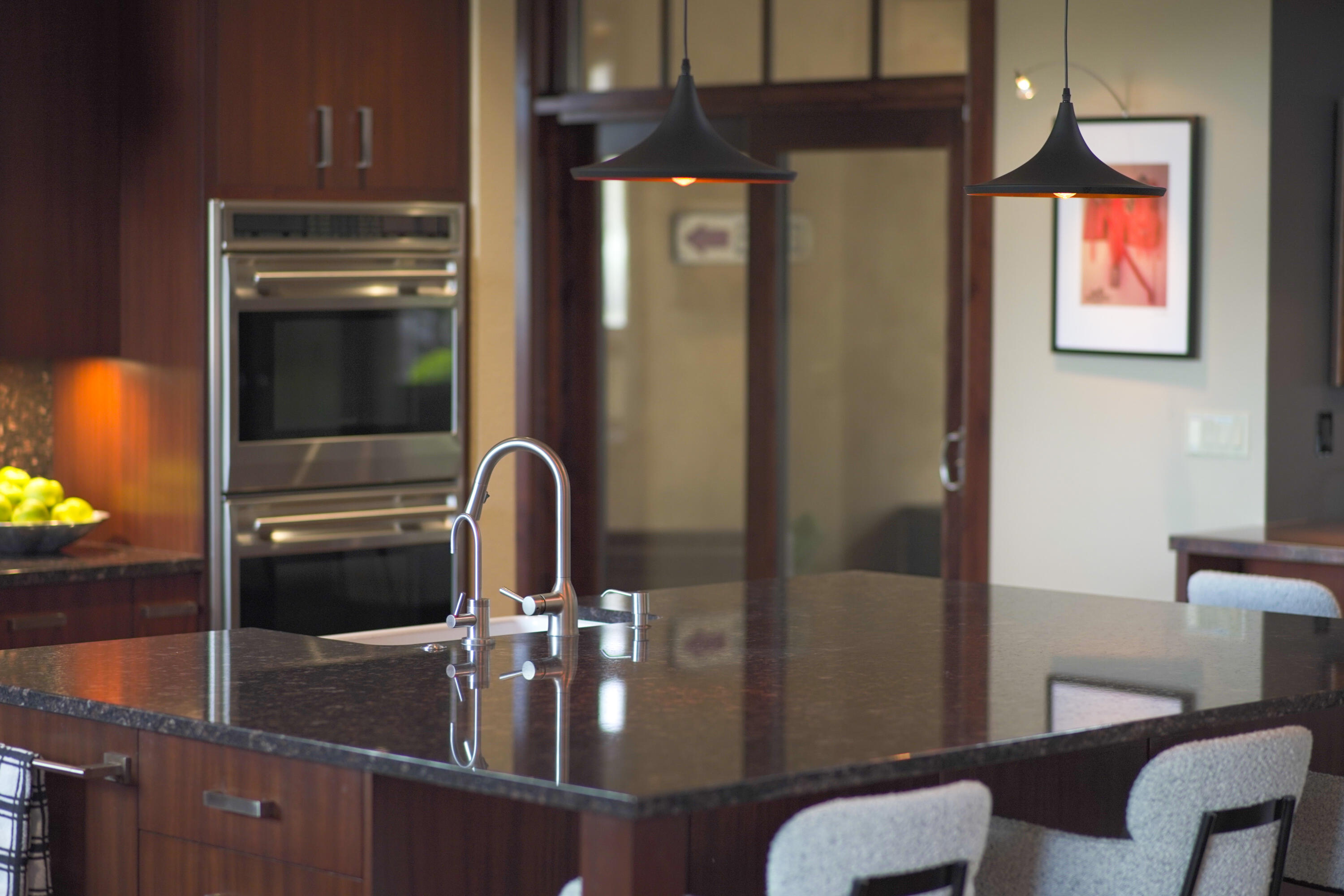 65904 Fazio Ln Bend Bend, OR 97701 - Photo 15 of 63 Expansive island for additional informal dining options.