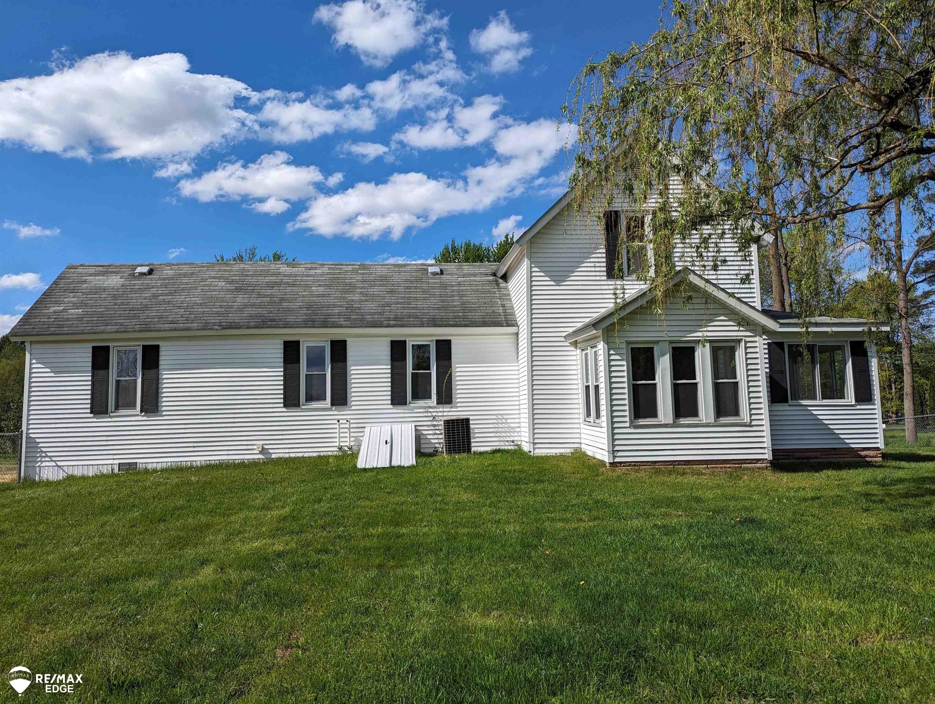 8250 Bell Road Birch Run, MI 48415 - Photo 64 of 86 50139712-3eec7a80-8d4d-4074-ac36-415b47260c7f.JPG
