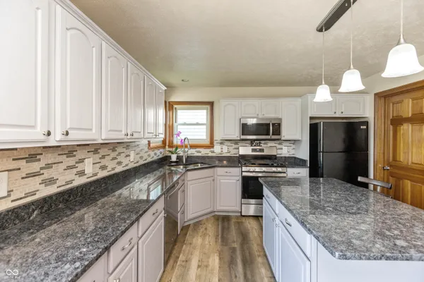 $349,900 | 31 Torrey Pine Drive, Brownsburg, IN 46112