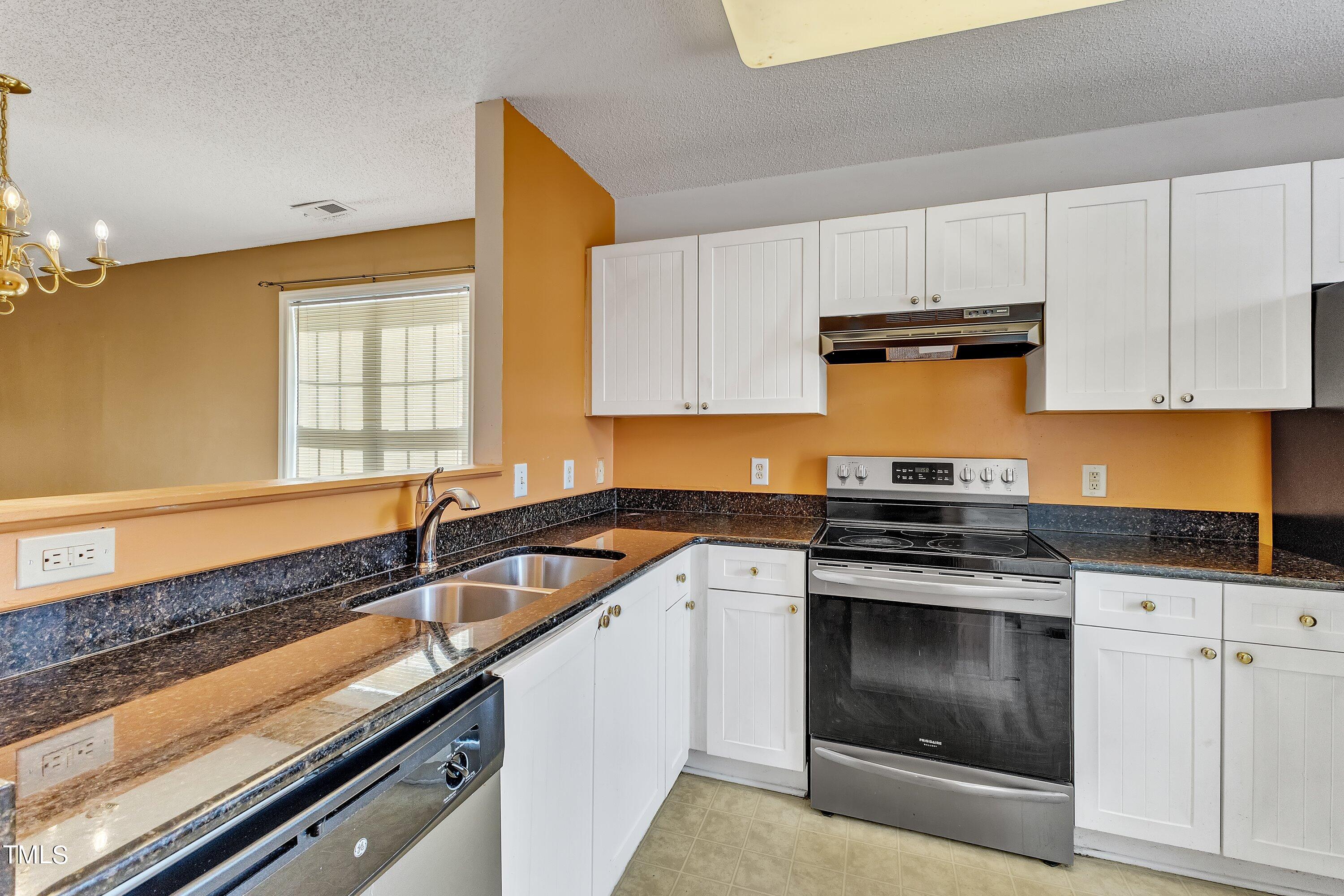 5332 Sahalee Way Raleigh, NC 27604 - Photo 8 of 23 14-5332 Sahalee-14