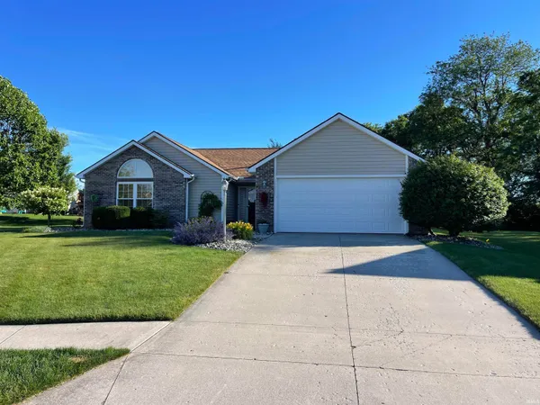 $270,000 | 15803 Timberwillow Drive, Huntertown, IN 46748