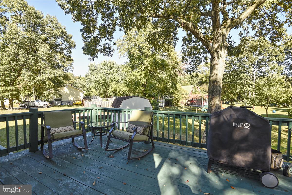 1586 Long Point Road Pasadena, MD 21122 - Photo 17 of 23 Deck