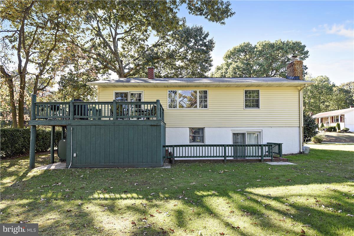 1586 Long Point Road Pasadena, MD 21122 - Photo 18 of 23 Exterior (Rear)