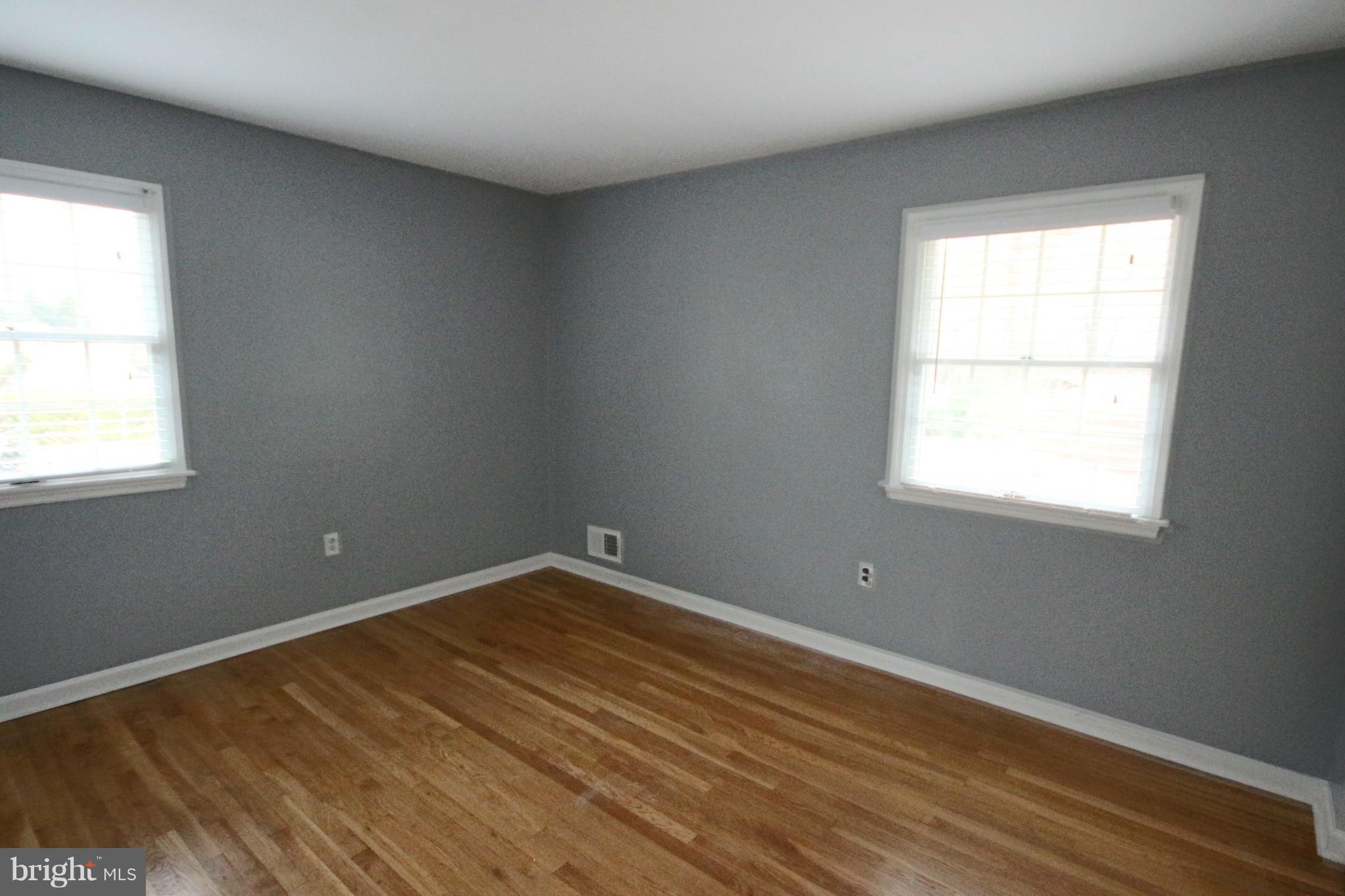 1586 Long Point Road Pasadena, MD 21122 - Photo 9 of 23 Bedroom (Master) w/hardwood floors