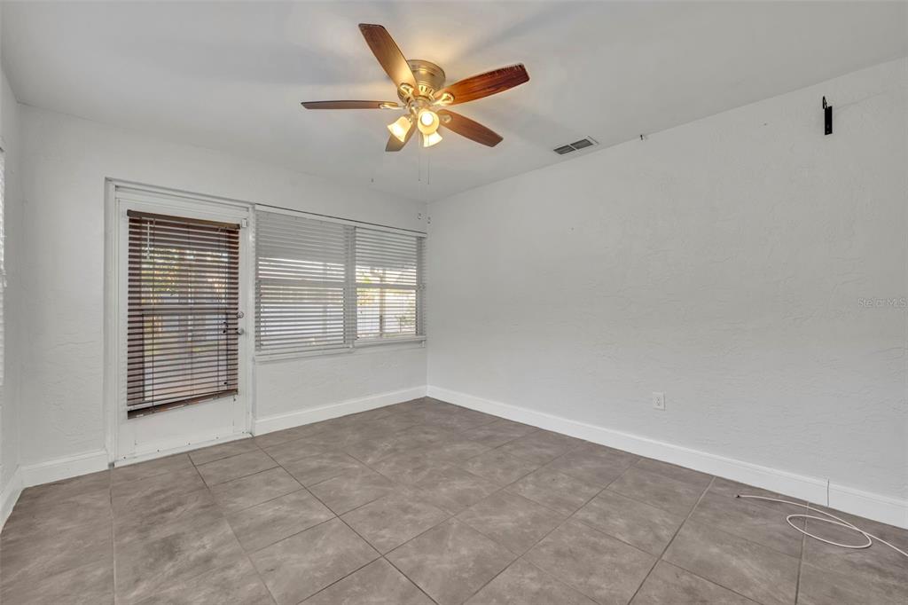 3817 Grove View Lane Port Orange, FL 32129 - Photo 20 of 31